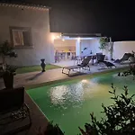 Havre De Bien-etre Avec Piscine Et Jacuzzi Ribaute-les-Tavernes