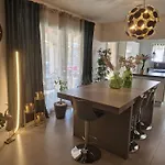 Havre De Bien-etre Avec Piscine Et Jacuzzi *
