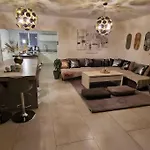 Villa Havre De Bien-etre Avec Piscine Et Jacuzzi *