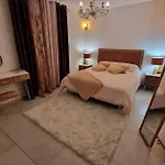 Villa Havre De Bien-etre Avec Piscine Et Jacuzzi