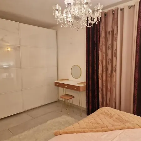 Villa Havre De Bien-etre Avec Piscine Et Jacuzzi *