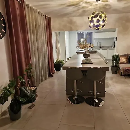 Havre De Bien-etre Avec Piscine Et Jacuzzi * Ribaute-les-Tavernes